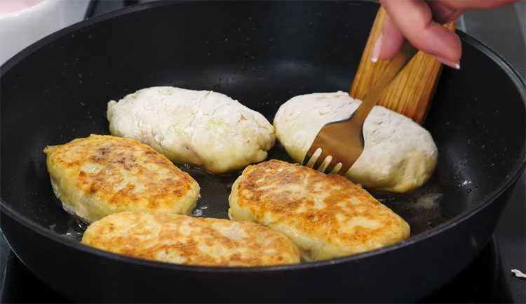 Картофельные котлеты рецепт классический на сковороде с фото пошагово в домашних условиях