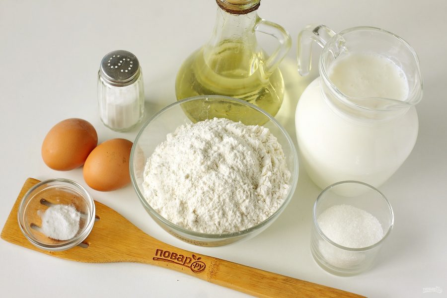 Рецепт яйца кефир сахар. Ингредиенты для блинов. ИНГРИДИЕНТЫДЛЯ блинов. Сырье для блинов. Ингредиенты для приготовления блинчиков.